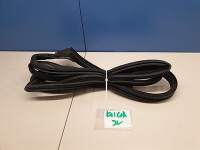 GHP958760A Уплотнитель двери передней правой Mazda 6 GJ 2013-2019