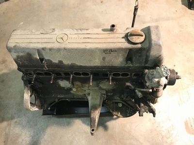 12392012 двигатель мерседес 2.5 л m123 w123 s123 6 цил фильм