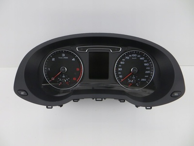 8U0920940C спидометр часы audi q3 8u 2.0tdi