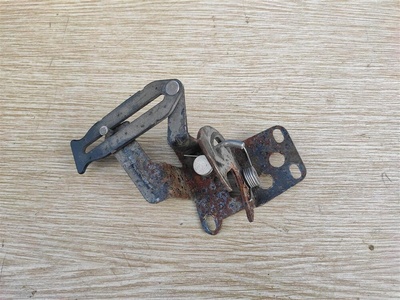 4D0823485C замок капота AUDI A8 (D2) 1994-2003 AUDI A8 (D2) 1994-2003 ,