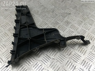 8E9807453A Кронштейн бампера заднего L Audi A4 B7 (2004-2008) 2006