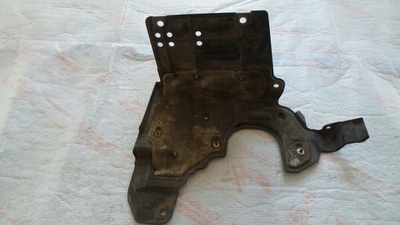 56410SG020 subaru forester iv крышка шасси