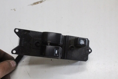 MR587958 кольт z30 vi 04 - 12 переключатель стекол