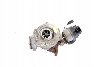 03L145702E турбокомпрессор audi a4 b8 a5 2.0 tdi