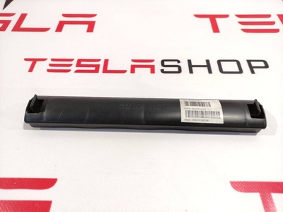 101353700A корпус салонного фильтра правая Tesla Model S 2015 1013537-00-A
