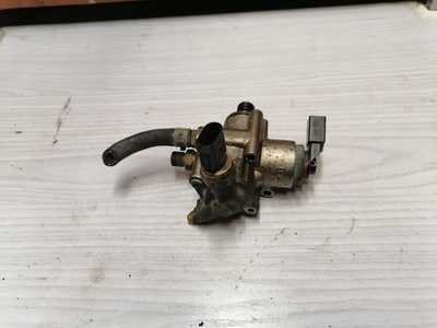 06F127025H насос топлива audi a4 b7 passat b6 2.0
