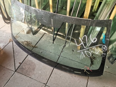 стекло передняя стекло chevrolet camaro 2013 2015