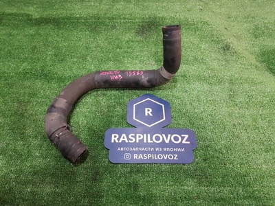 1657222090 патрубок радиатора Toyota Wish ZNE10 2003.02 16572-22090