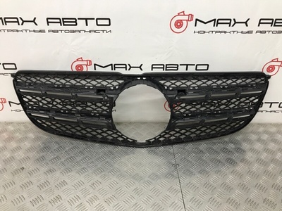 A1668880460 решетка радиатора Mercedes GLs-Class X166, X166.824, X166.856, X166.873, X166.875 2012-2015 , <strong>-Б/У Детали сняты с АВТОМОБИЛЯ</strong>
