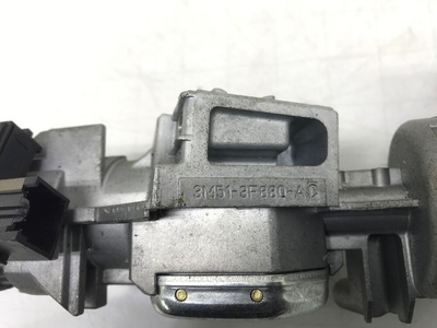 3M513F880AC Замок зажигания Mazda 3 BK 2005