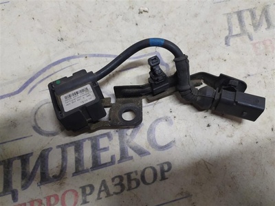 4E0616576J датчик ускорения Audi A8 [D3 4E] 2004-2010 2004