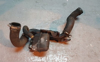 8K0145673AJ audi a4 b8 a5 труба шланг интеркулера