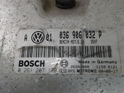 036906032P блок управления двс Volkswagen Golf 4 (1997 - 2005) 2002 ,0261207179