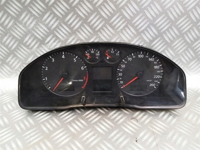 8D0920900K спидометр audi a4 b5 1.8 b 1995 - 2001