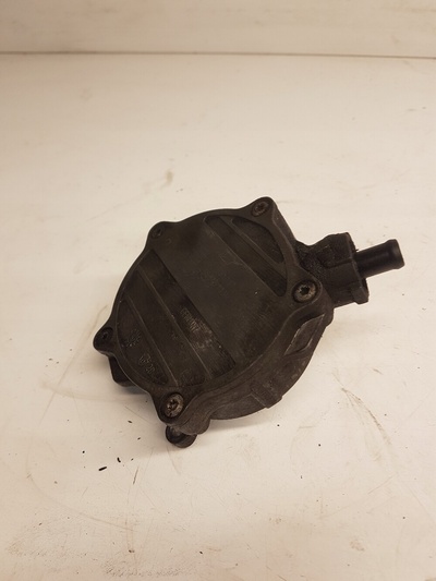 06E145100M насос vacum audi a4 a6 volkswagen seat skoda