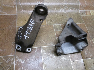 8D0399113AG audi a6 c5 лапа коробка переключения передач кпп 2.4 2.8
