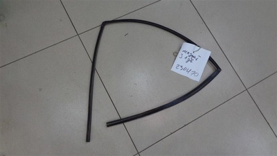 GJ6A73605D Уплотнитель двери задней левой Mazda 6 GG, GY 2002-2007 2006