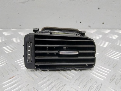 5C6819704 Дефлектор обдува салона Volkswagen Jetta 2011