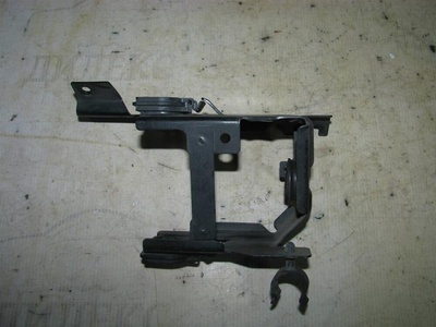 7L6614143B кронштейн (сопут. товар) VW Touareg 2002-2010 2005