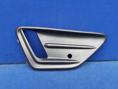 31383119 volvo xc60 r - design 13 - 17 - zaślepka решётка правый