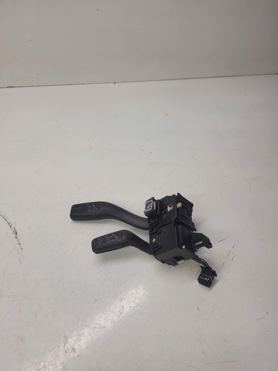 8P0953513F переключатель направлений круиз - контроль audi a3 8p