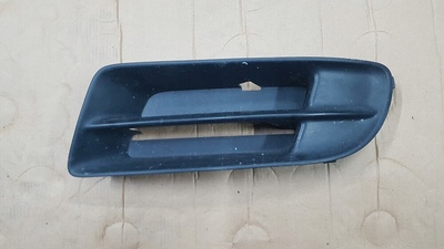 5212802130 toyota corolla e12 04 - 06 решётка заглушка бампера