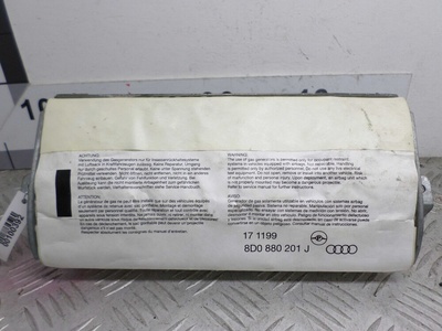8D0880201J Подушка безопасности пассажира Audi A4 B5 (8D2) 1994 - 1999 1997 ,