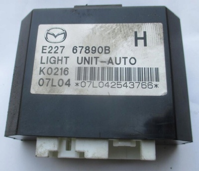 E22767890B mazda cx7 модуль фары блок управления