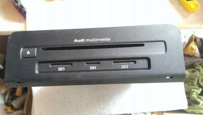 8W0035035C считыватель мультимедиа навигация mmi audi