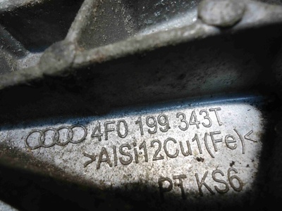 4F0199343T Кронштейн двигателя Audi A6 2010