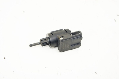 3B0945511D kf333 audi a8 d3 датчик тормоза стоп