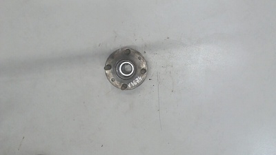 D06133060B Ступица (кулак, цапфа) зад. левая=правая Mazda Demio 1997-2003 2002 D061-33-060B
