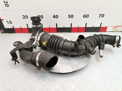 165764382R Патрубок турбины Dacia Logan 2 (2012-2021) 2015 ,