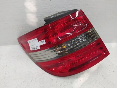 A1698202564 Фонарь задний левый Mercedes B 2009