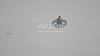 D3507046X Ответная часть замка двери Mazda Mazda 5 (CR) (2005 - 2010)
