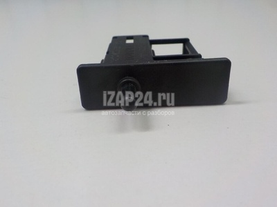 8126033030 Подсветка Toyota Camry V20 (1996 - 2001)