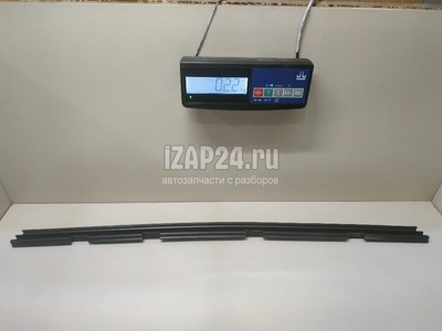 3U5839471AB41 Уплотнитель (внутри) VAG Superb (2002 - 2008)