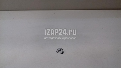 036133047 Крепеж форсунки VAG Octavia (1997 - 2000)