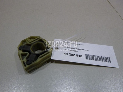 1K0121367P Кронштейн радиатора VAG Octavia (A7) (2013 - )