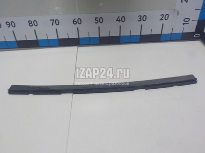 7L0121345 Уплотнитель (внутри) VAG Q7 [4L] (2005 - 2015)