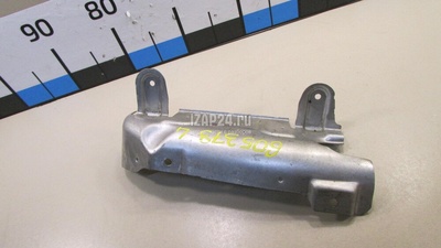 06E253037R Экран тепловой VAG Q7 [4L] (2005 - 2015)