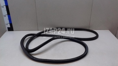 7L0867367F01C Уплотнитель двери VAG Touareg (2002 - 2010)