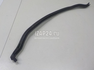 7L6837718 Уплотнитель двери VAG Touareg (2002 - 2010)