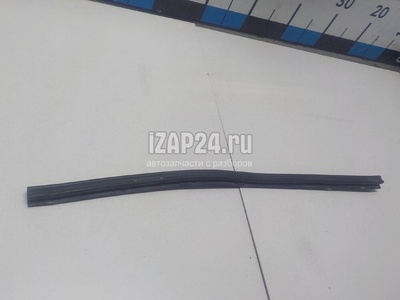 1T0823707A Уплотнитель капота VAG Touran (2003 - 2010)