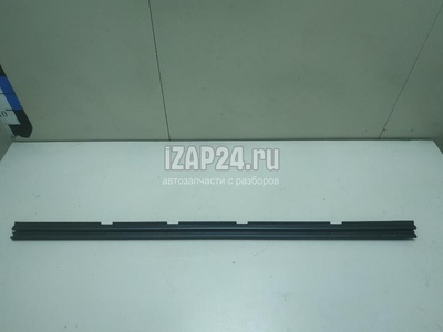 1T0839472B9B9 Уплотнитель стекла двери VAG Touran (2003 - 2010)