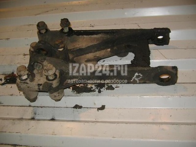 1302015 Кронштейн усилителя переднего бампера правый DAF 95 (1987 - 1998)