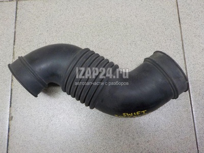 1376657K00 Патрубок воздушного фильтра Suzuki Swift (2004 - 2010)