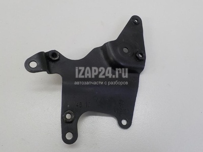 076131184F Кронштейн (сопут. товар) VAG Crafter (2006 - 2016)