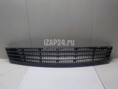 8200682335 Решетка в бампер центральная Renault Clio III (2005 - 2012)