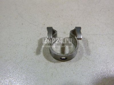 LR010767 Кронштейн форсунки Land Rover Range Rover III (LM) (2002 - 2012)